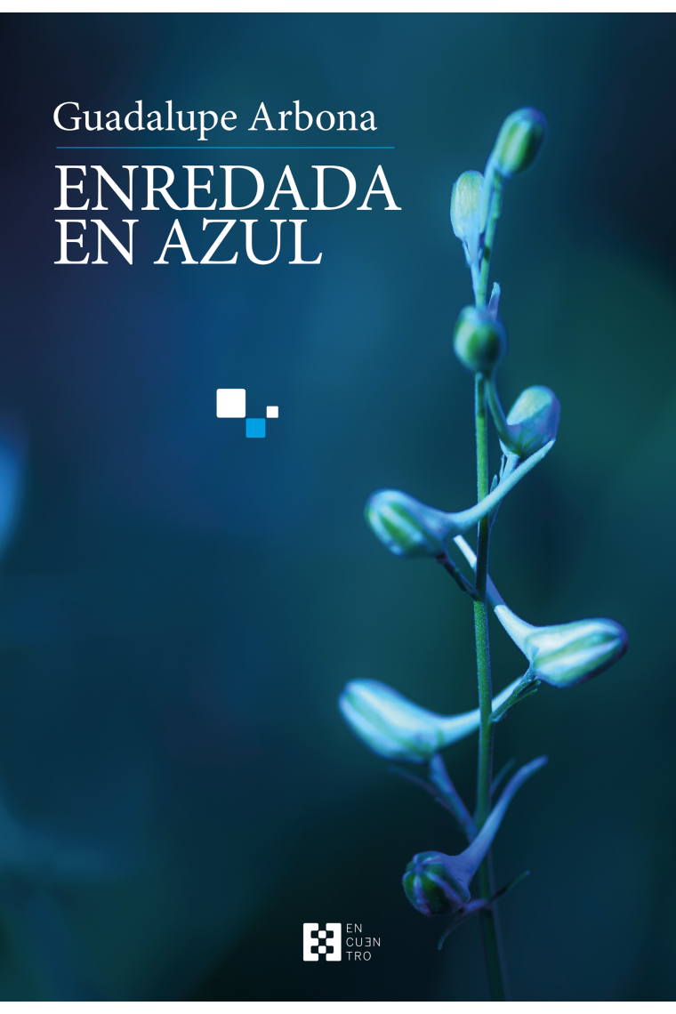 Enredada en azul