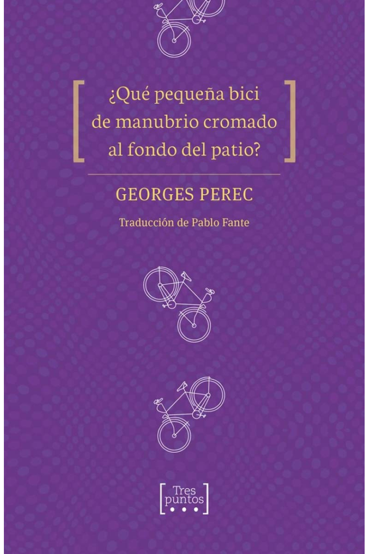 ¿Qué pequeña bici de manubrio cromado al fondo del patio?