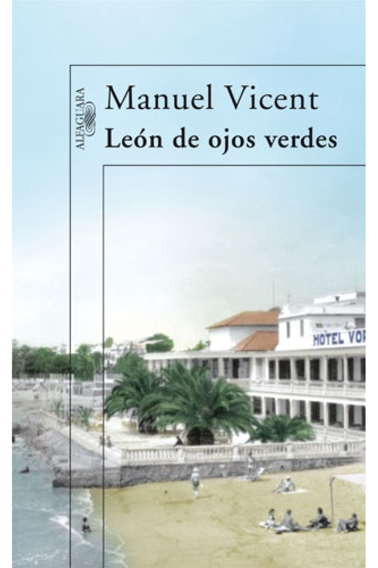 León de ojos verdes