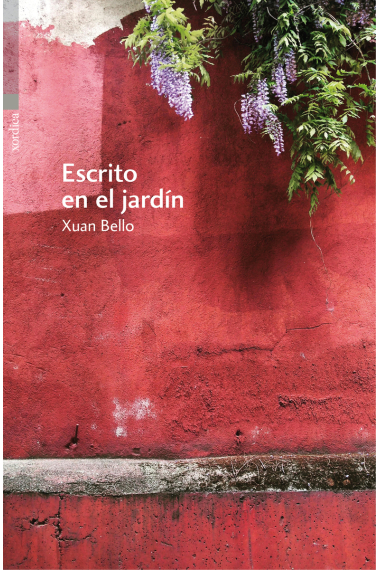 Escrito en el jardín