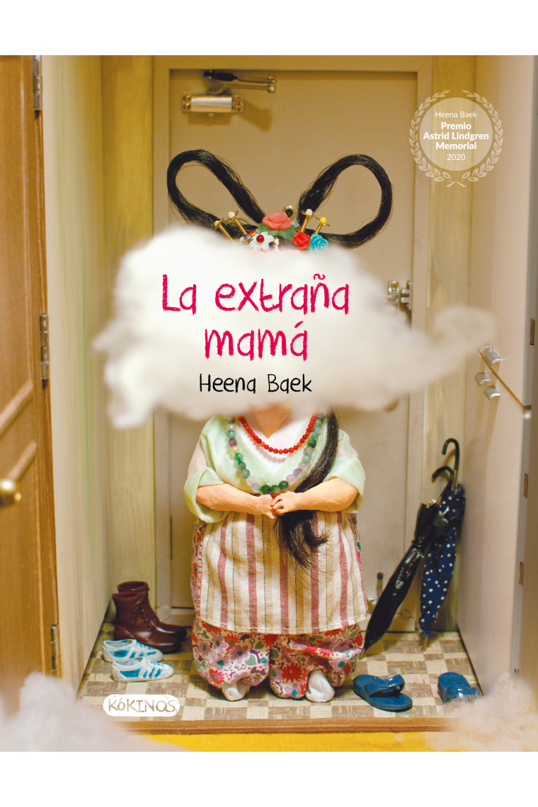 La extraña mamá