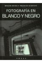 Fotografía en blanco y negro