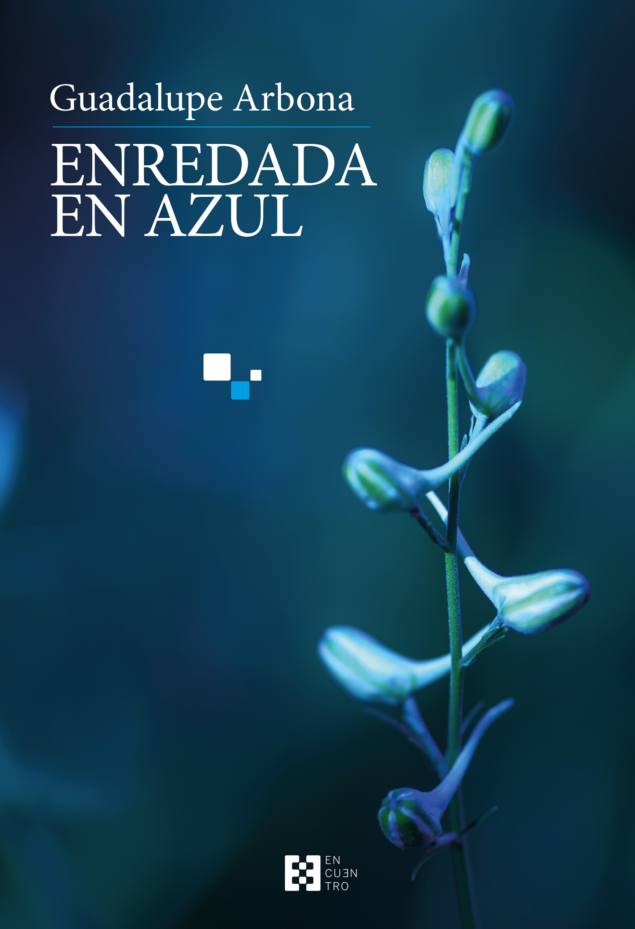 Enredada en azul