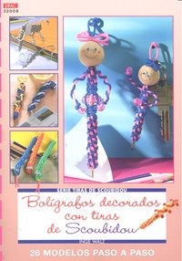 Serie Scoubidou nº 8. BOLÍGRAFOS DECORADOS CON TIRAS DE SCOUBIDOU