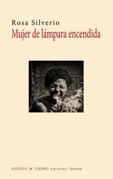 Mujer de lámpara encendida