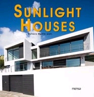 Sunlight houses (Ed. cast/ingés)