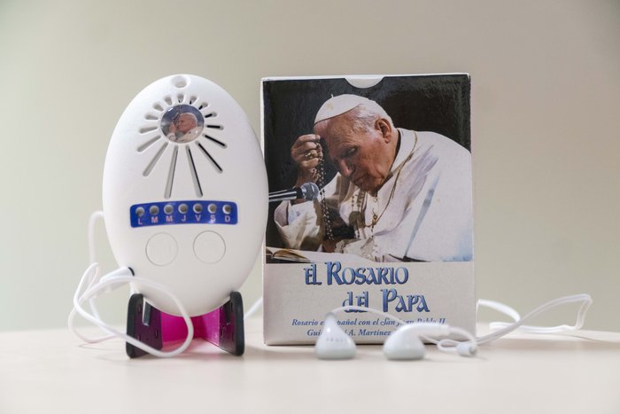 ROSARIO DEL PAPA ELECTRONICO CON AURICULARES