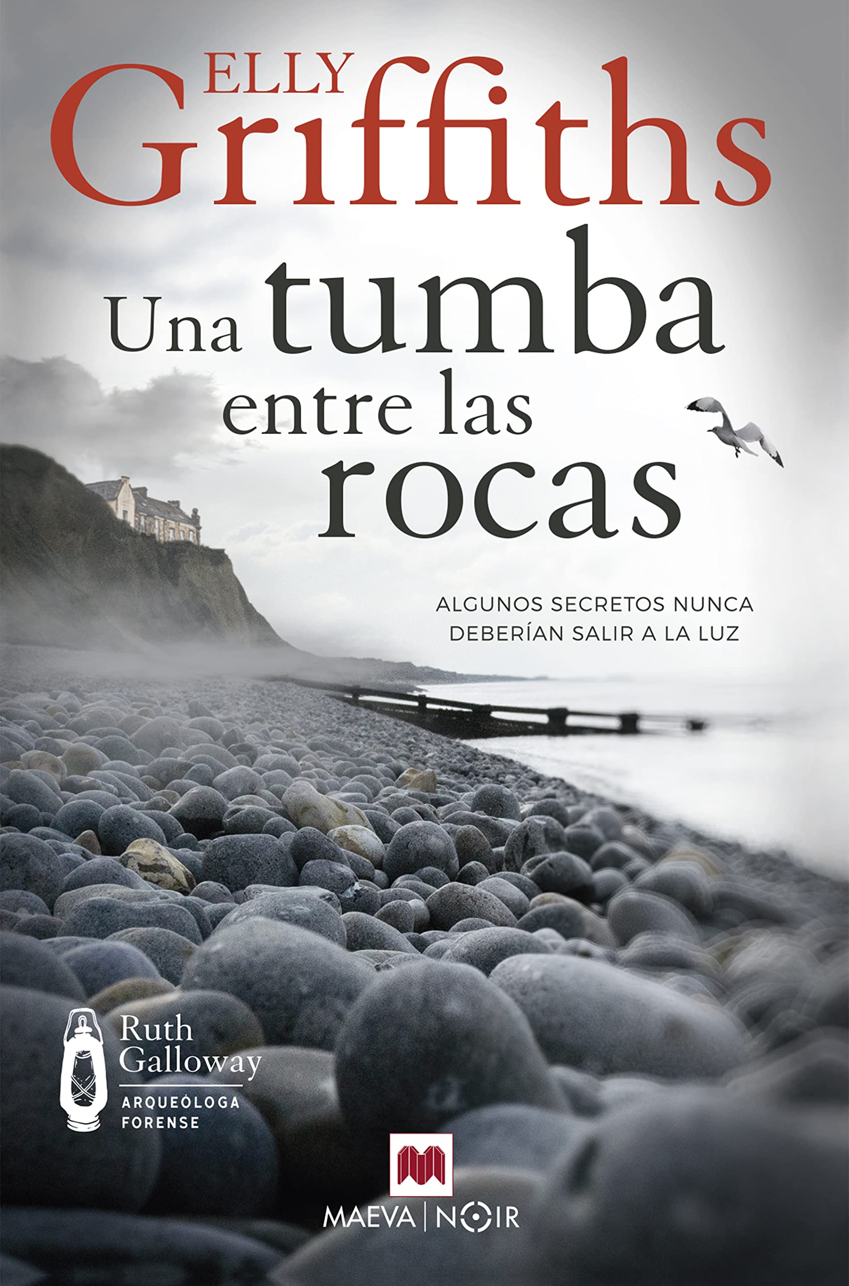 Una tumba entre las rocas.