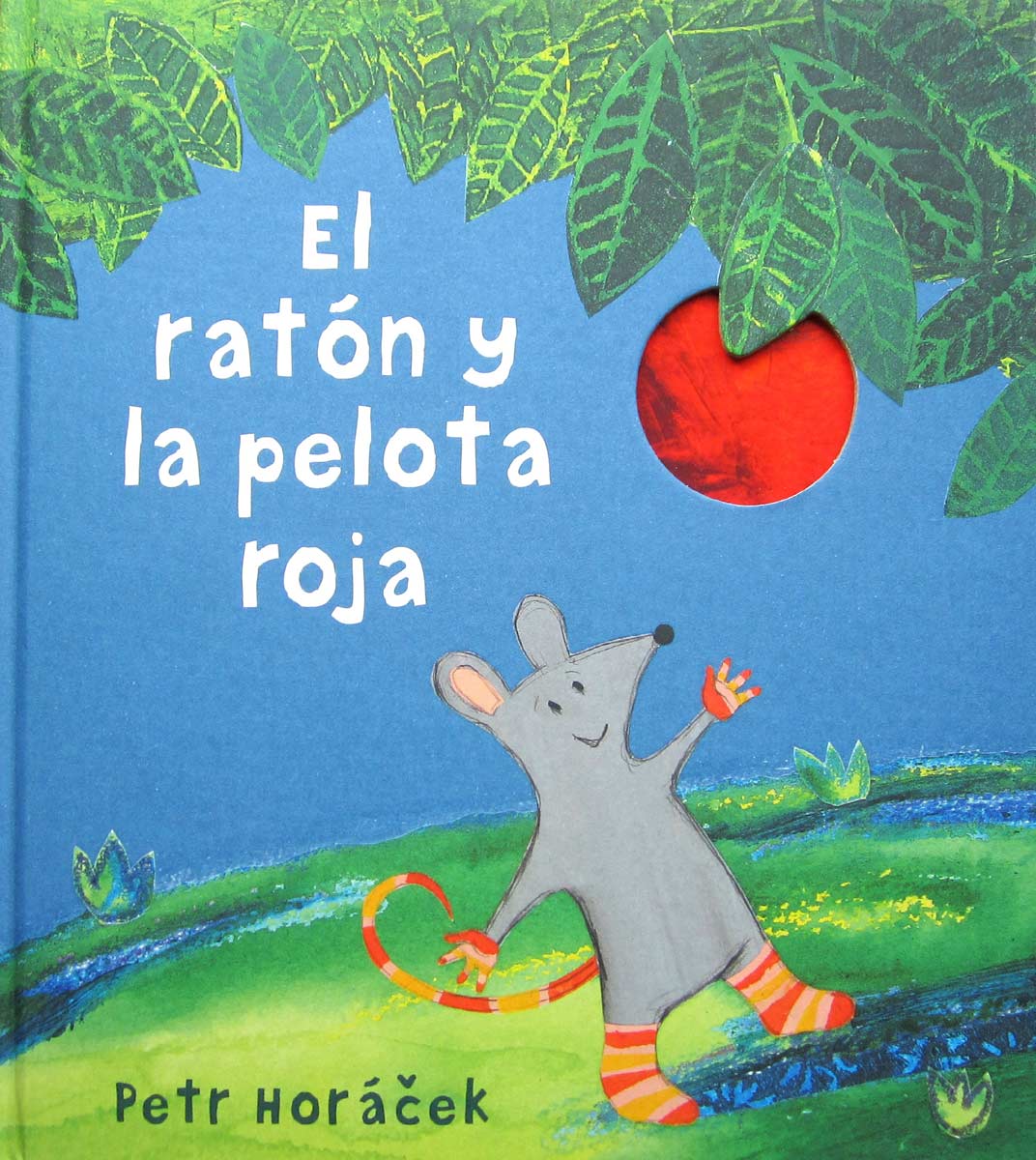 El ratón y la pelota roja