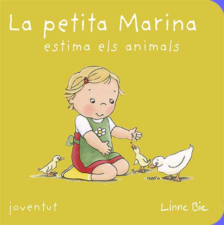 La petita Martina estima els animals