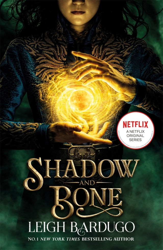 Shadow and Bone (Book 1)