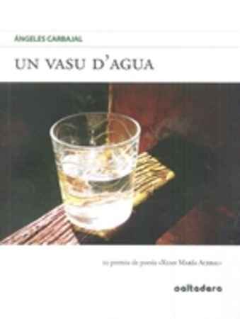 Un vasu d'agua